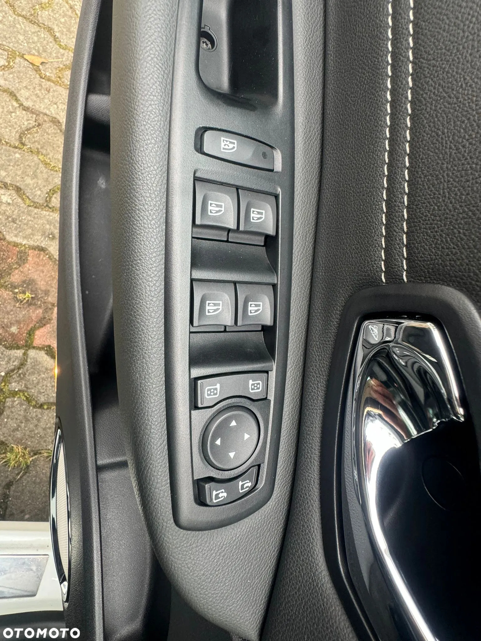 Renault Scenic 1.6 dCi Bose - 15