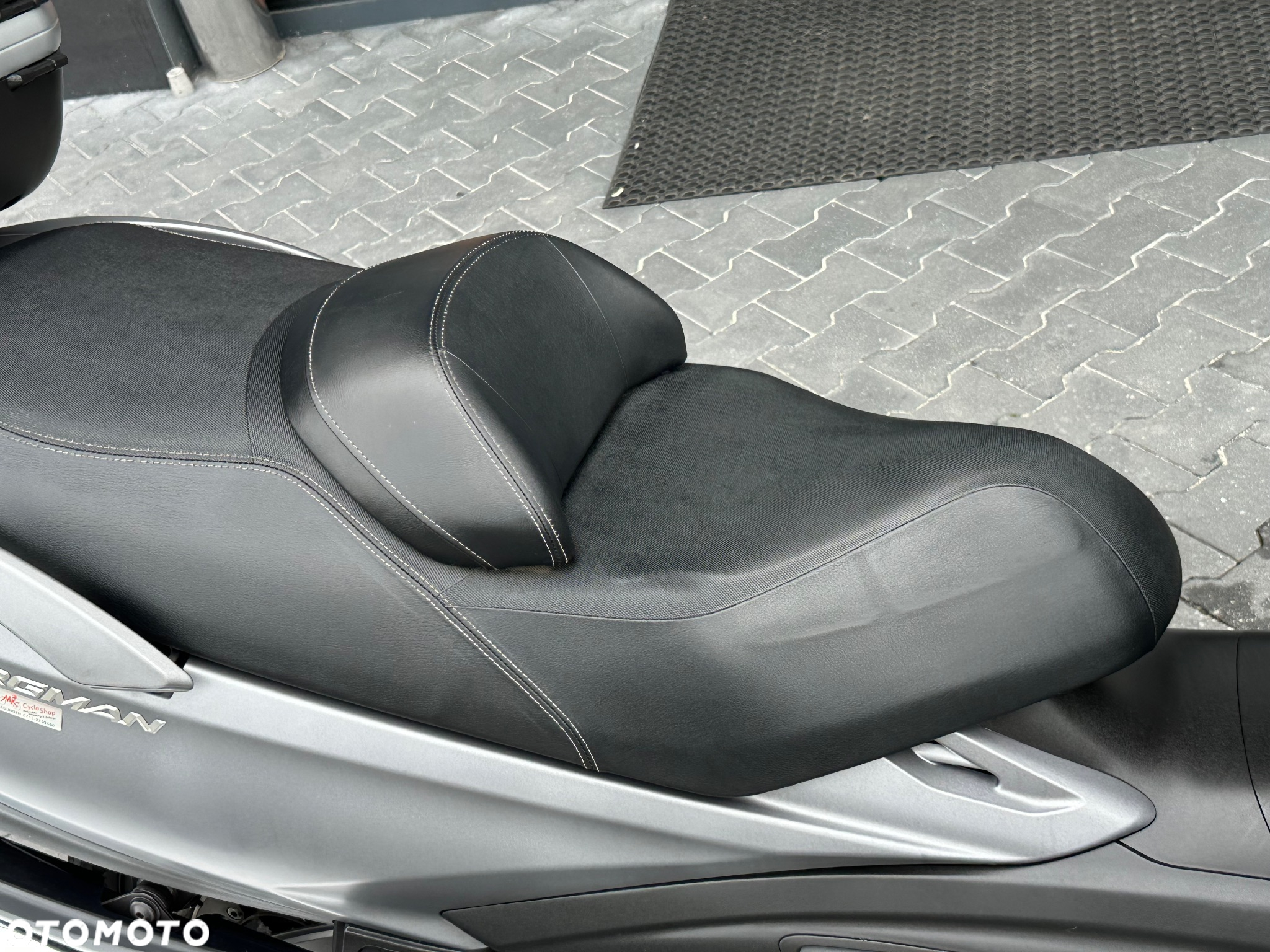 Suzuki Burgman - 14