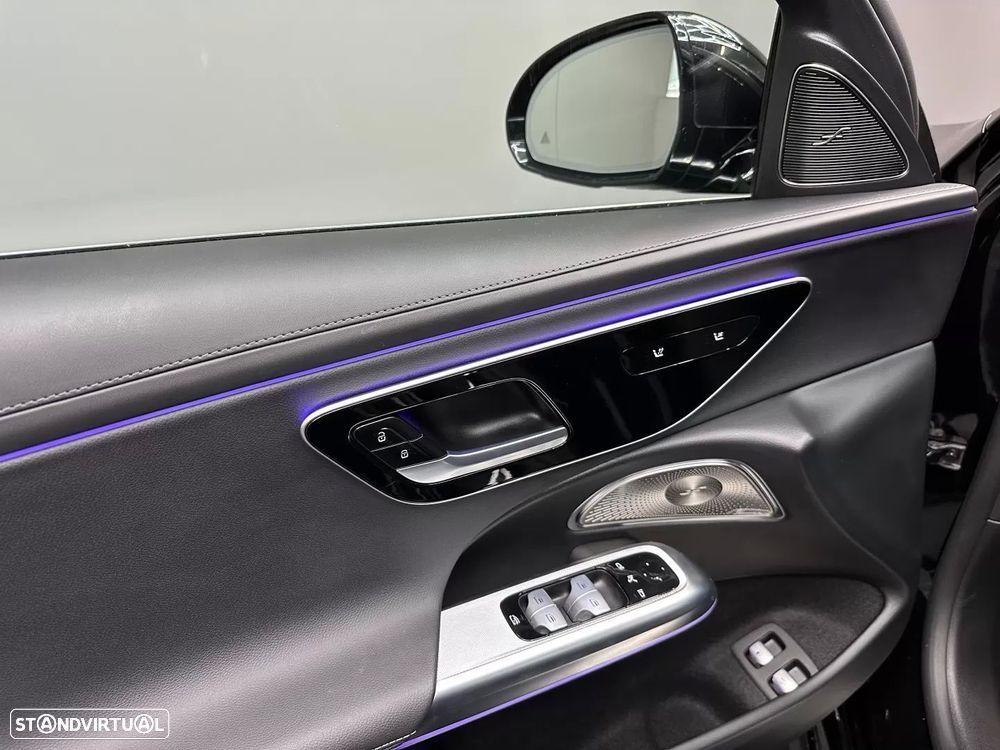 Mercedes-Benz E 300 e Exclusive Line - 46