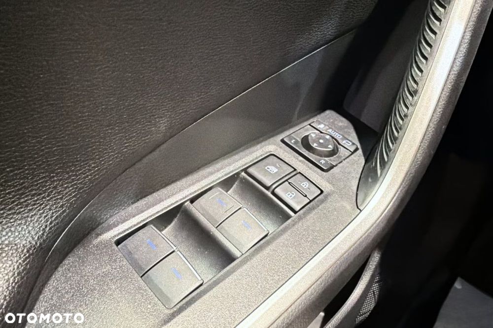 Toyota RAV4 Hybrid Style 4x4 - 21