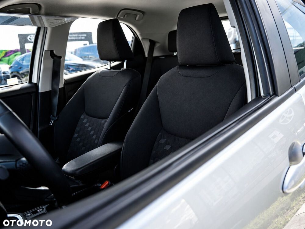 Toyota Yaris - 18