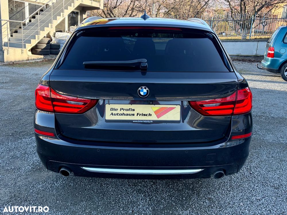 BMW Seria 5 520d xDrive Touring Aut. Luxury Line - 13