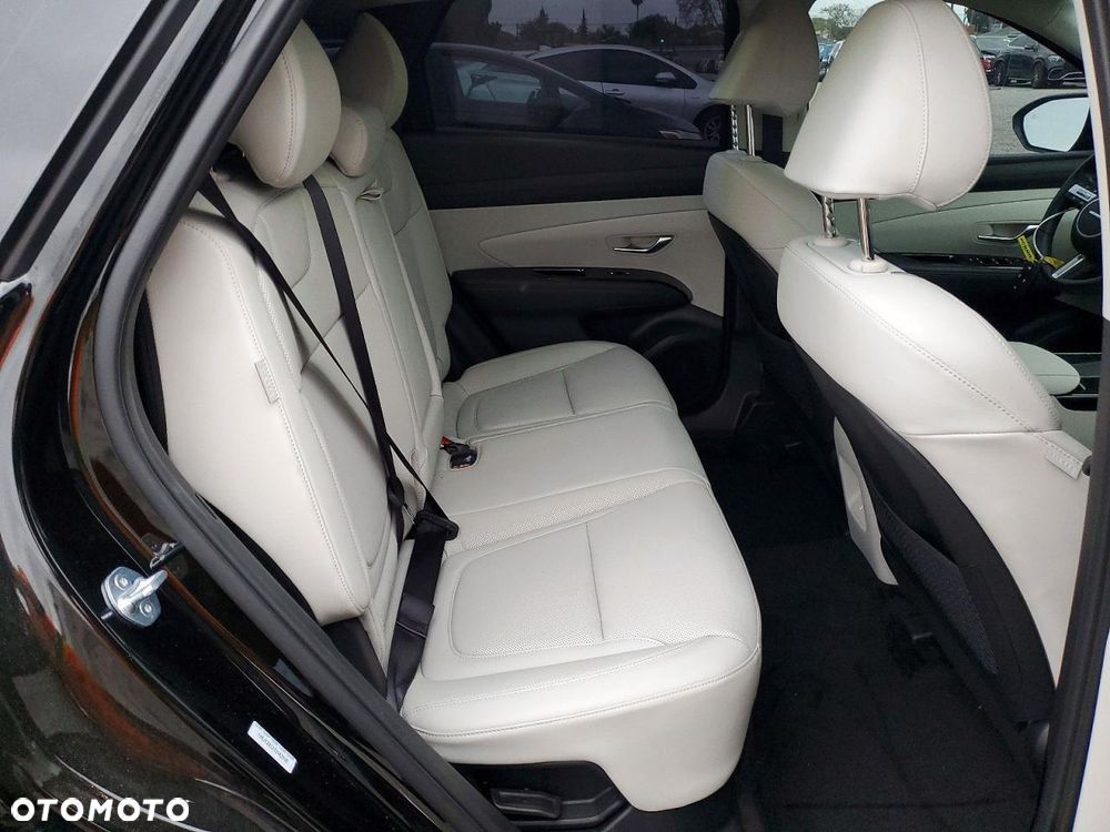 Hyundai Tucson - 11