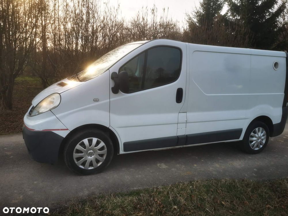 Renault Trafic - 2