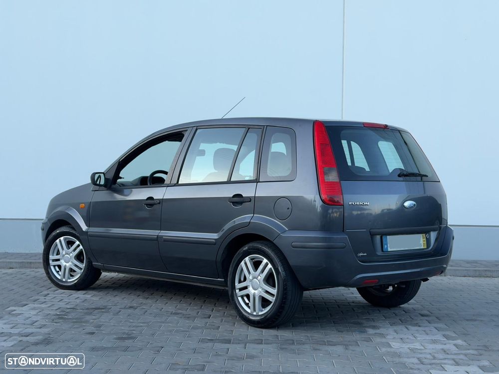 Ford Fusion 1.4 Trend - 8