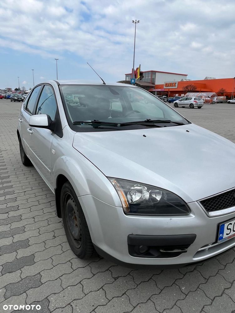 Ford Focus 1.6 TDCi Ambiente - 4