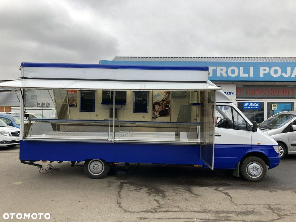 Mercedes-Benz Sprinter - 1