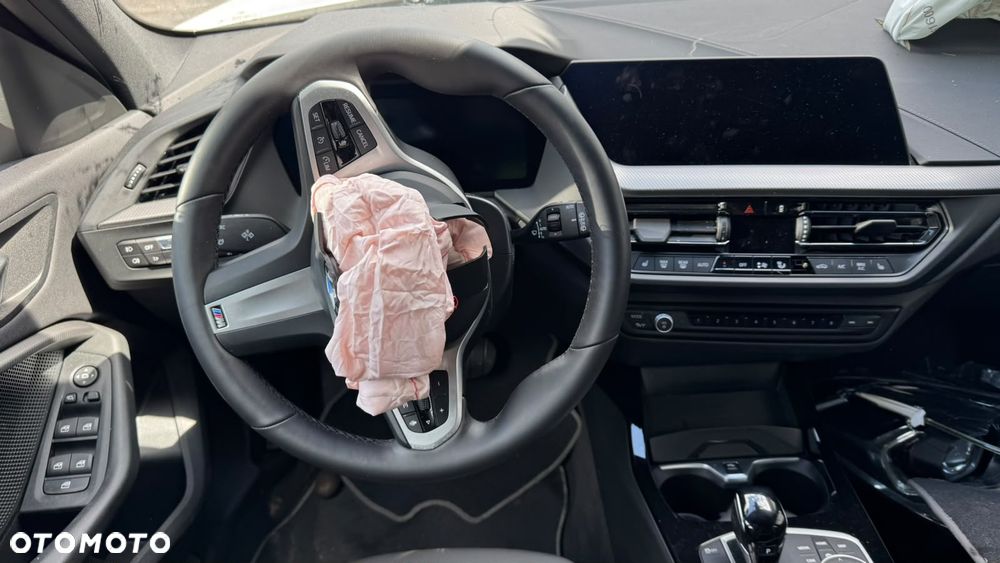 BMW Seria 1 118i Advantage - 14