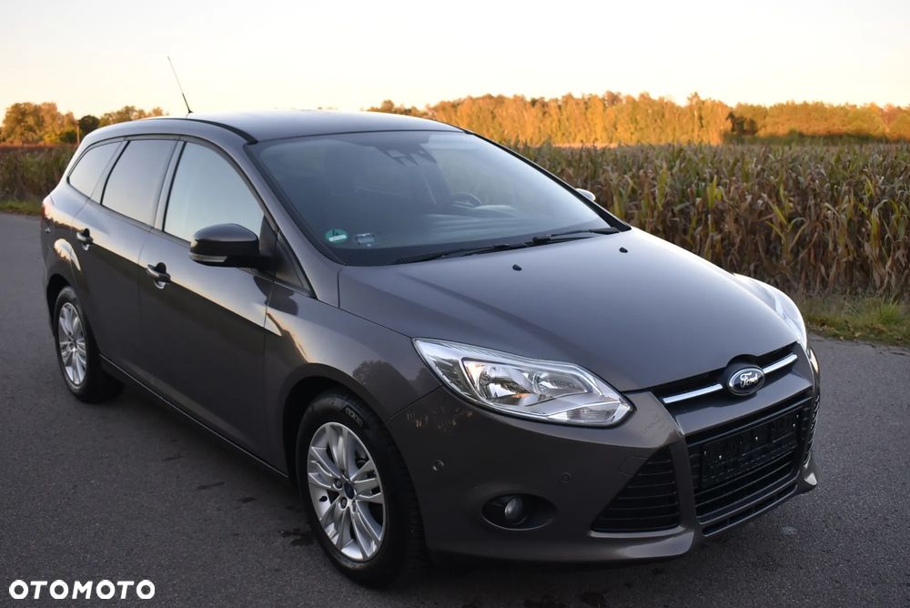 Ford Focus 1.6 TI-VCT Champions Edition - 16