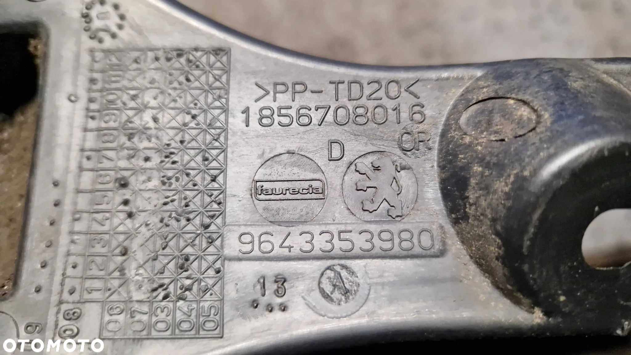 PEUGEOT 307 SW MOCOWANIE ZDERZAKA PRAWY TYŁ 9643353980 - 3