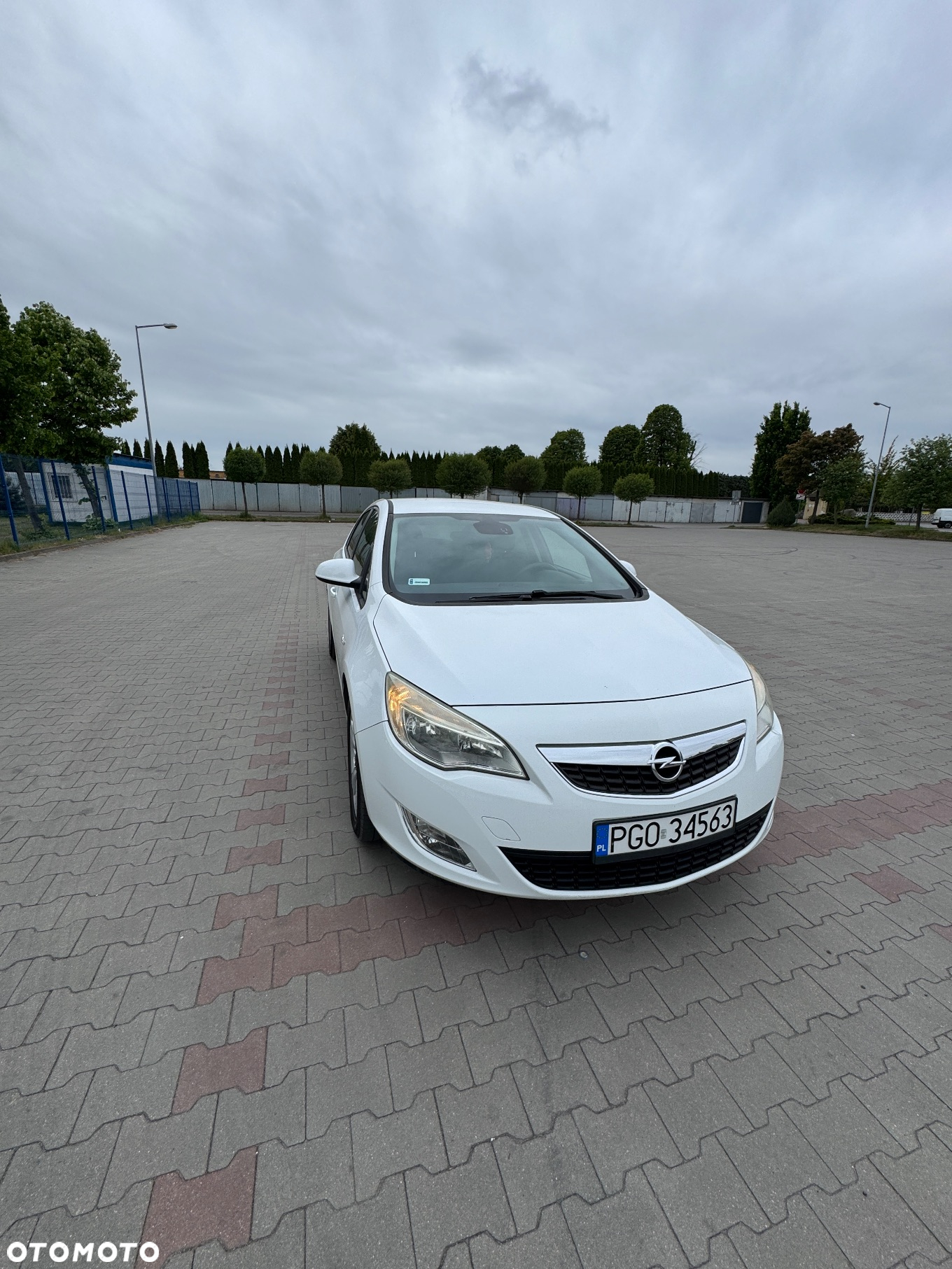 Opel Astra 1.7 CDTI DPF Cosmo - 10