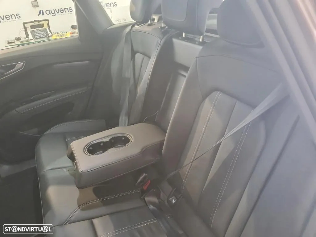 Audi Q4 e-tron 50 quattro 82 kWH - 8