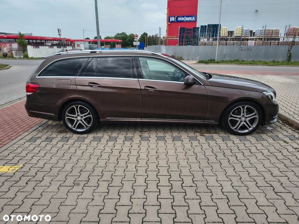 Mercedes-Benz Klasa E 250 BlueTEC 4-Matic Avantgarde - 4