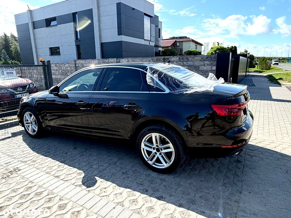 Audi A4 Limousine - 5