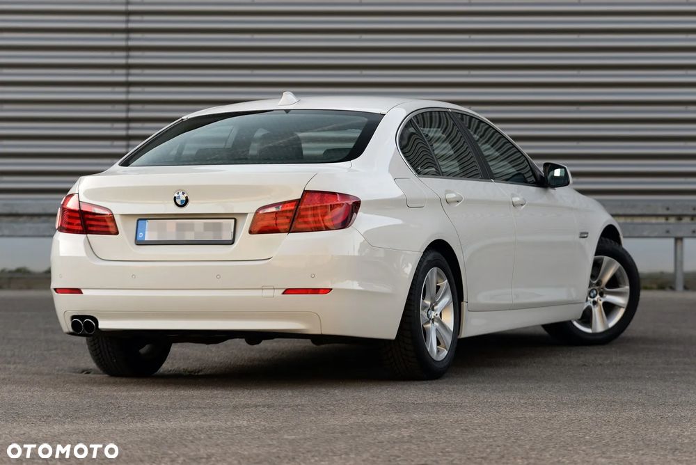 BMW Seria 5 520d - 7