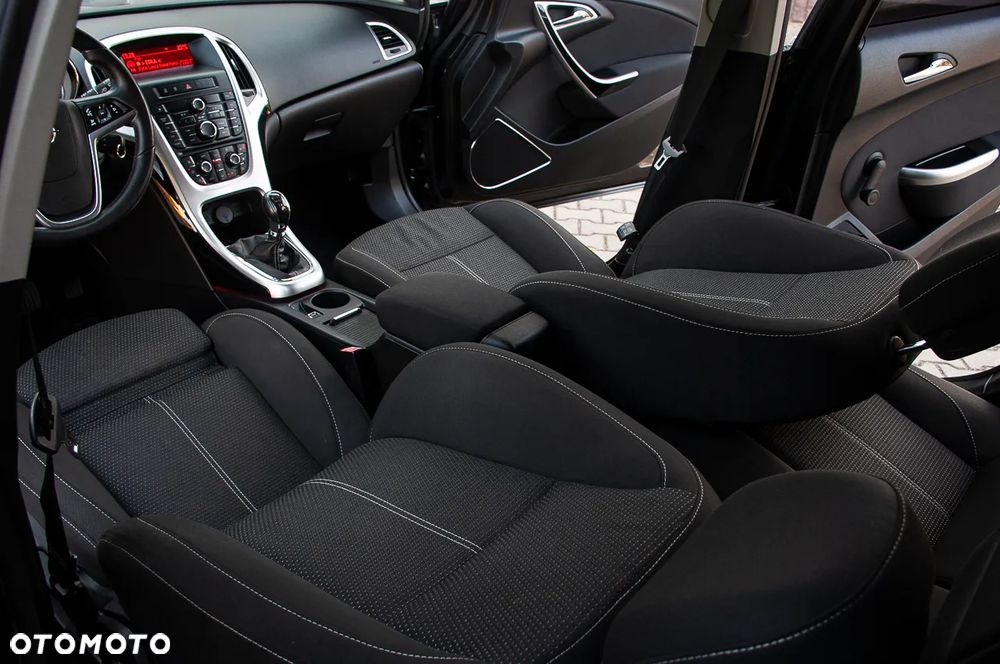 Opel Astra - 28