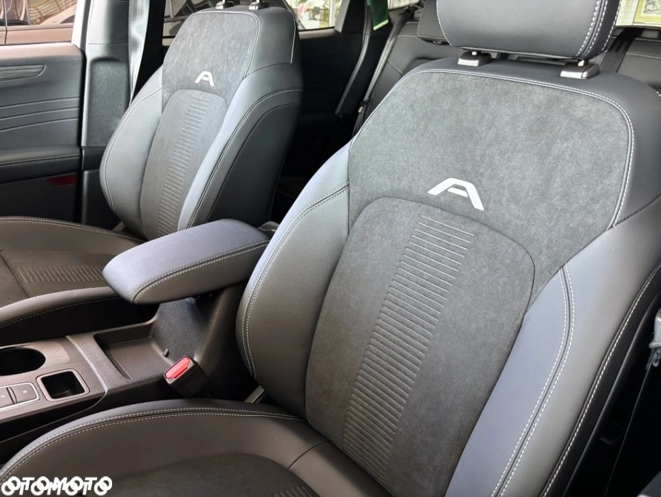 Ford Kuga 2.5 Duratec FHEV 4x4 ACTIVE X - 9