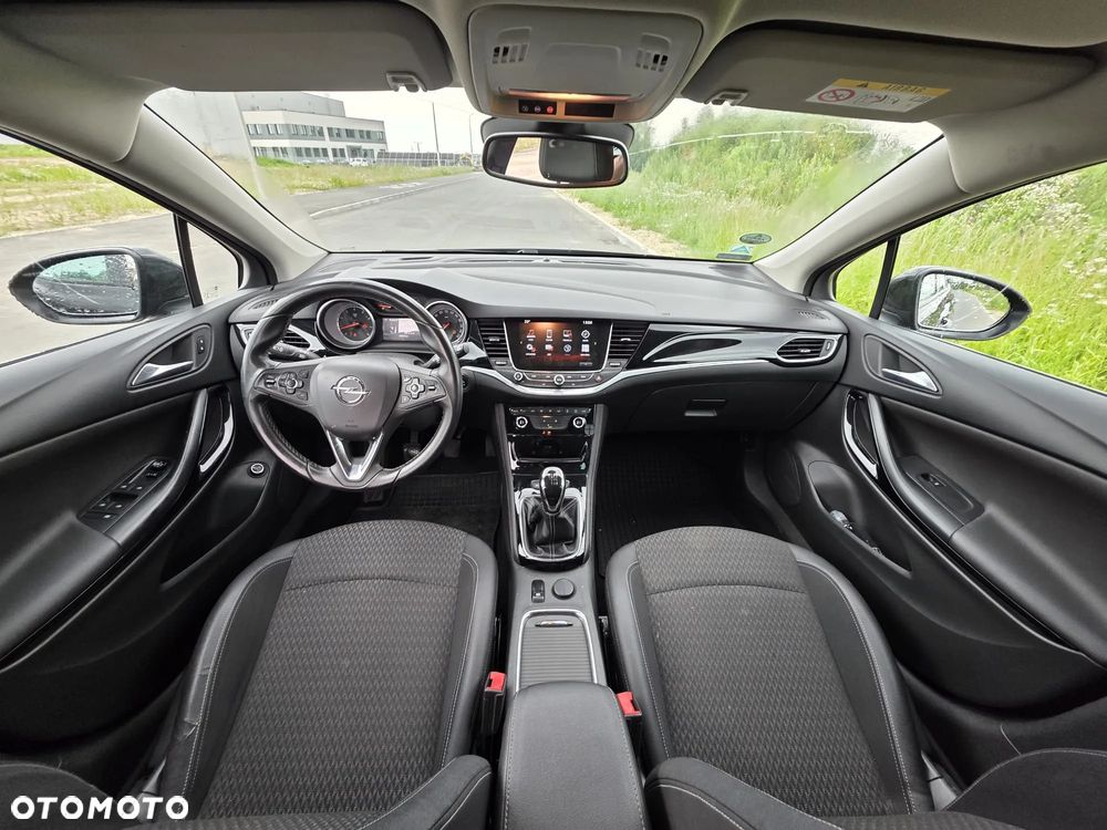 Opel Astra 1.4 T Elite S&S - 9