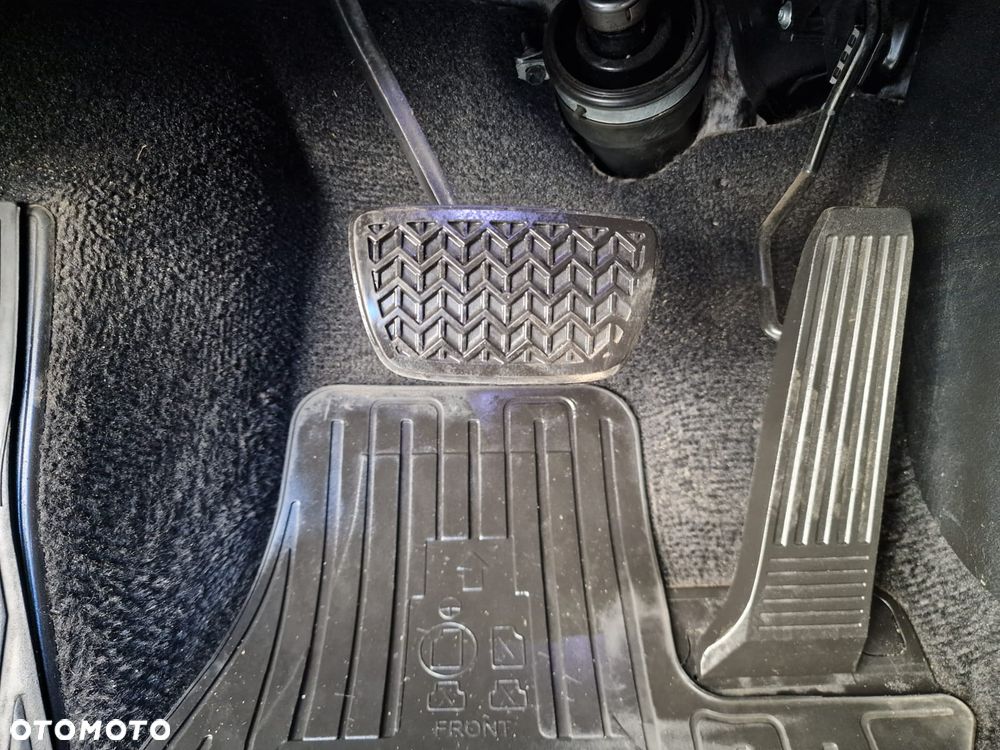 Lexus RX 200t / 300 Prestige - 33