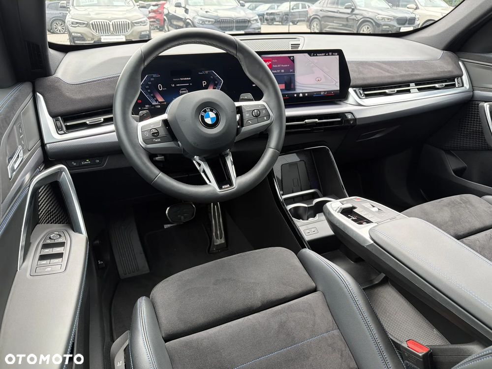 BMW X1 sDrive20i mHEV - 15
