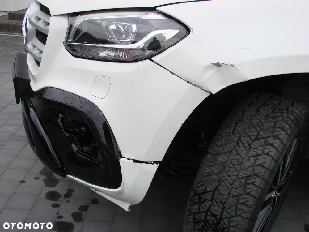 Mercedes-Benz Klasa X - 25