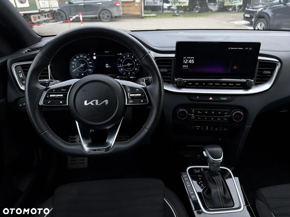 Kia ProCeed - 18