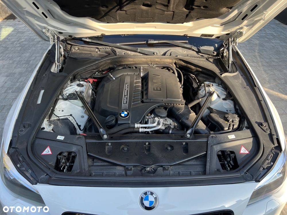 BMW Seria 5 535i - 13