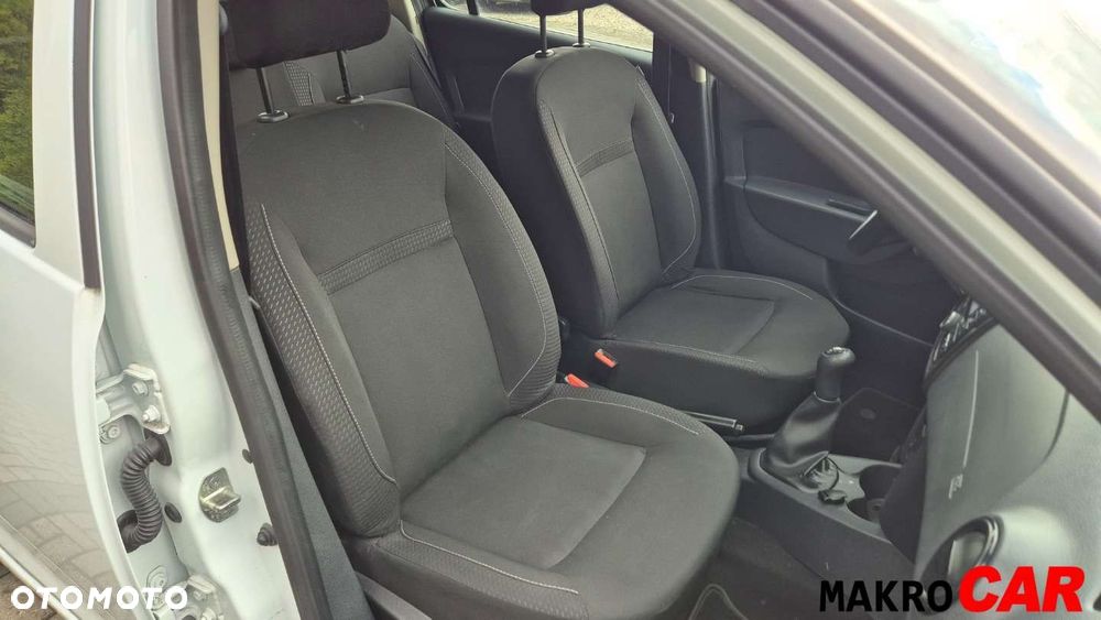 Dacia Sandero - 9