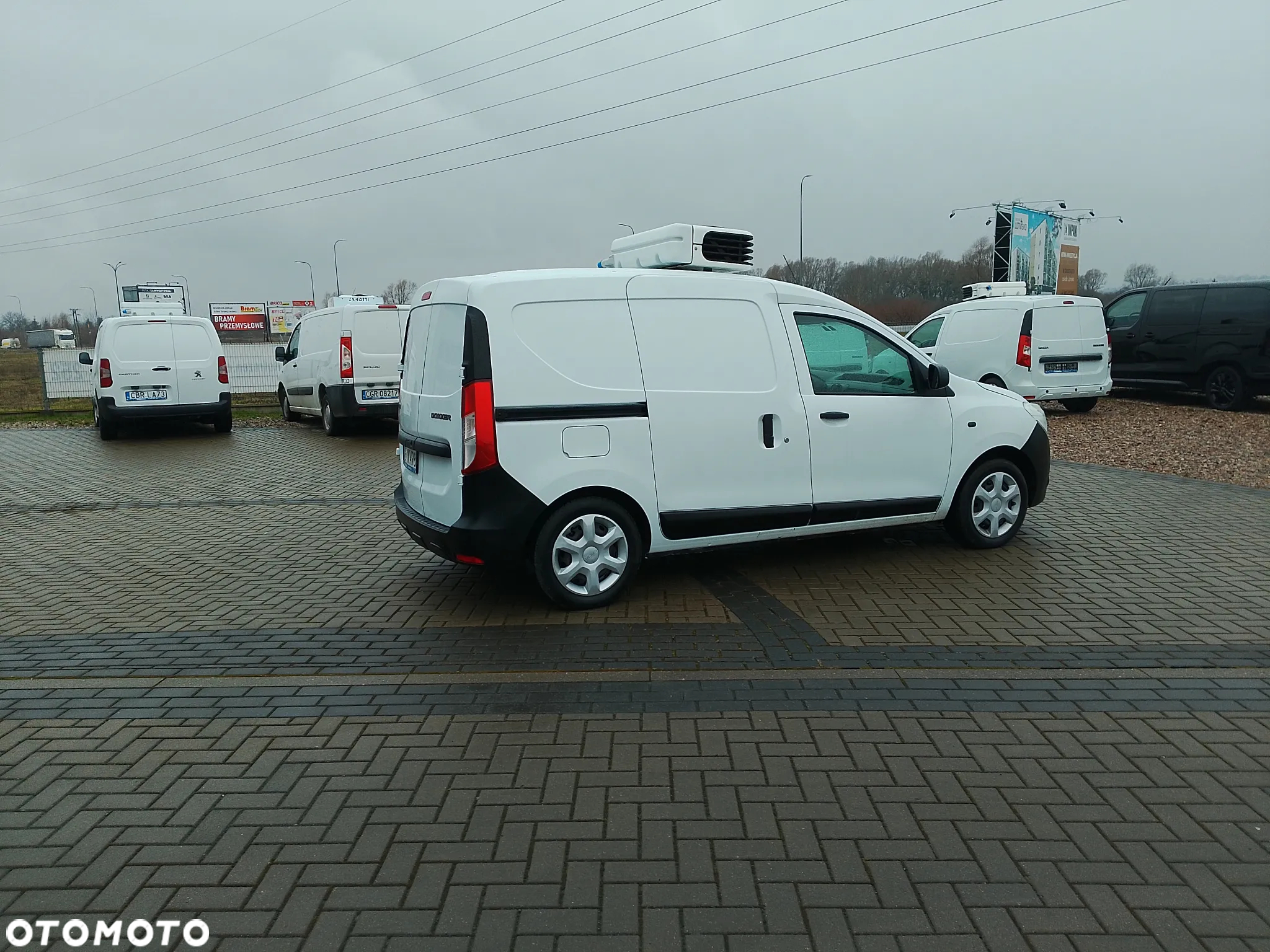 Dacia Dokker L2 Maxi Nowa Izoterma Chłodnia Mroźnia Grzanie 2xdrzwi boczne Carrier 220V PL - 6