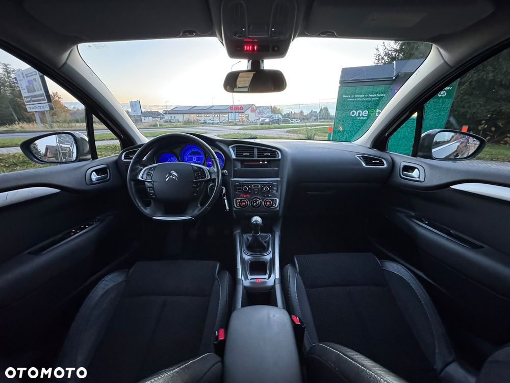 Citroën C4 VTi 120 Exclusive - 15