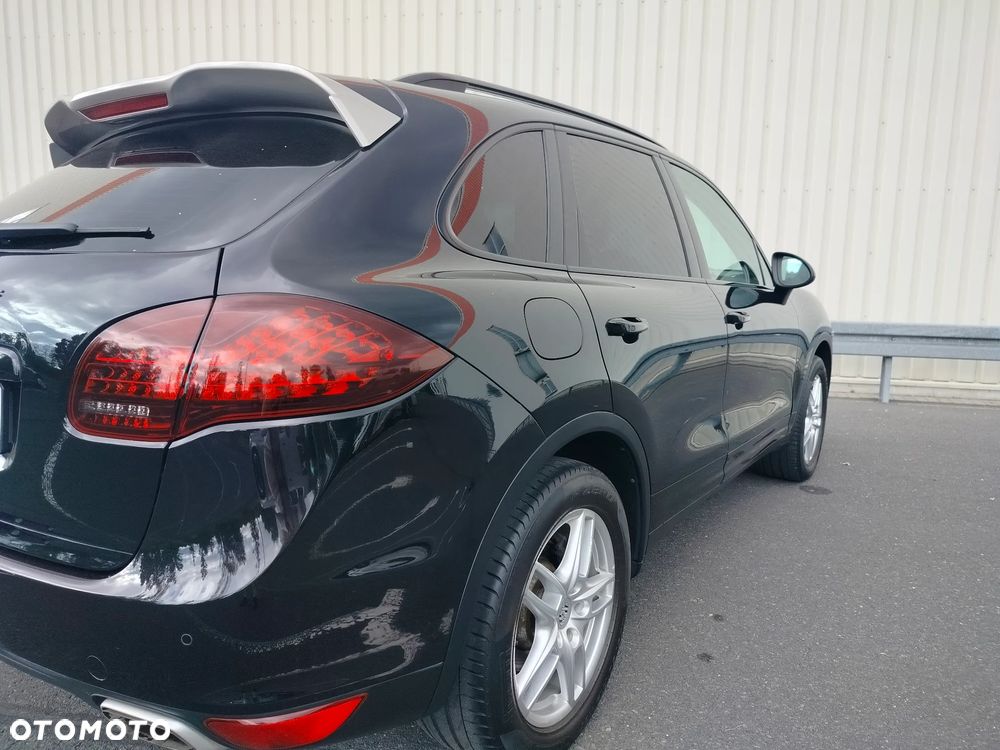 Porsche Cayenne Diesel Platinum Edition - 12