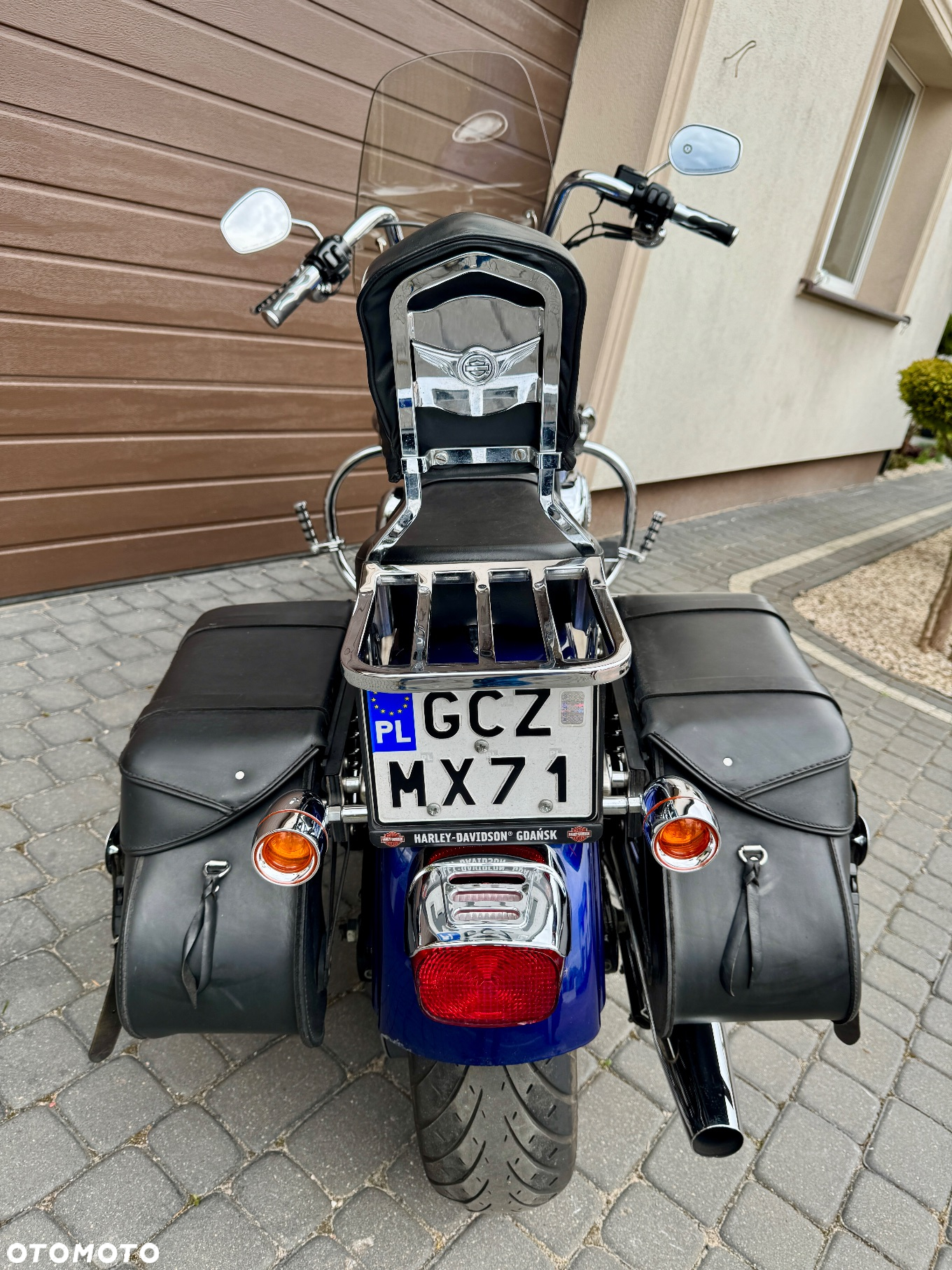 Harley-Davidson Dyna Street Bob - 2