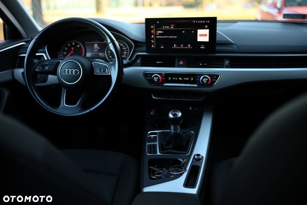 Audi A4 Limousine 35 TFSI - 8