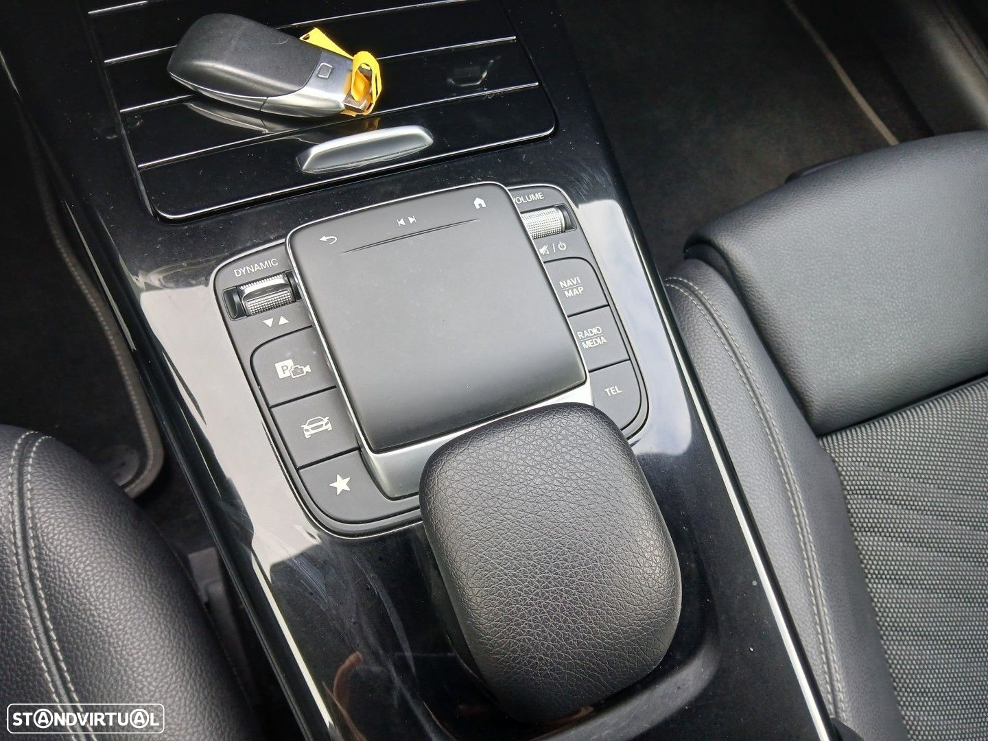 Mercedes-Benz A 250 e Style Plus - 26