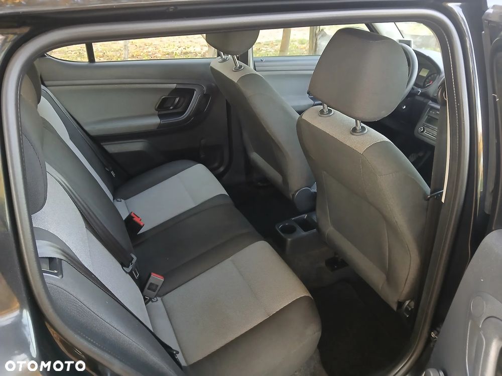 Skoda Fabia - 6