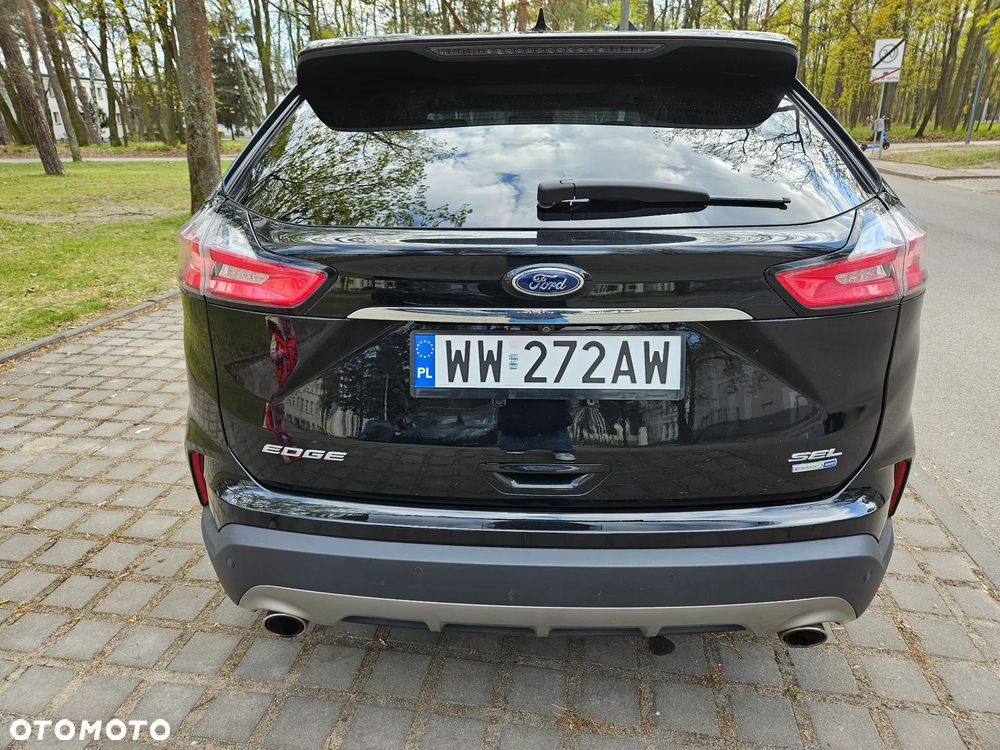 Ford Edge - 11
