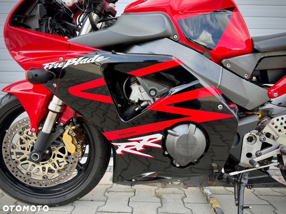 Honda CBR - 9