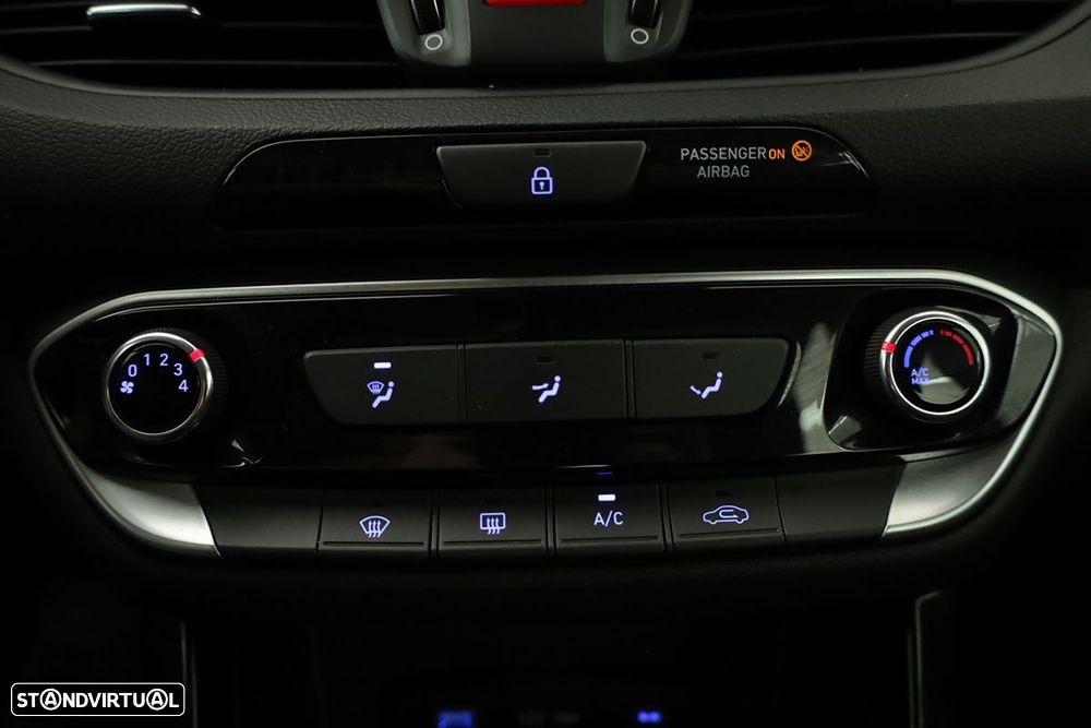 Hyundai i30 1.0 T-GDi Style Plus DCT - 12