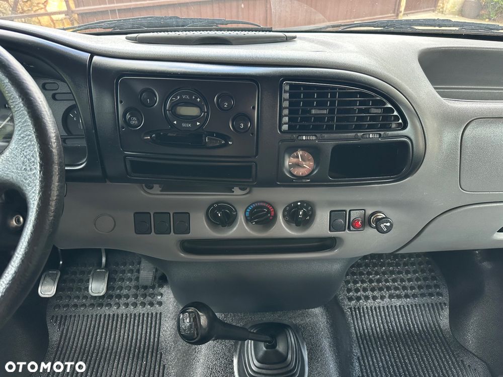 Ford Transit - 21
