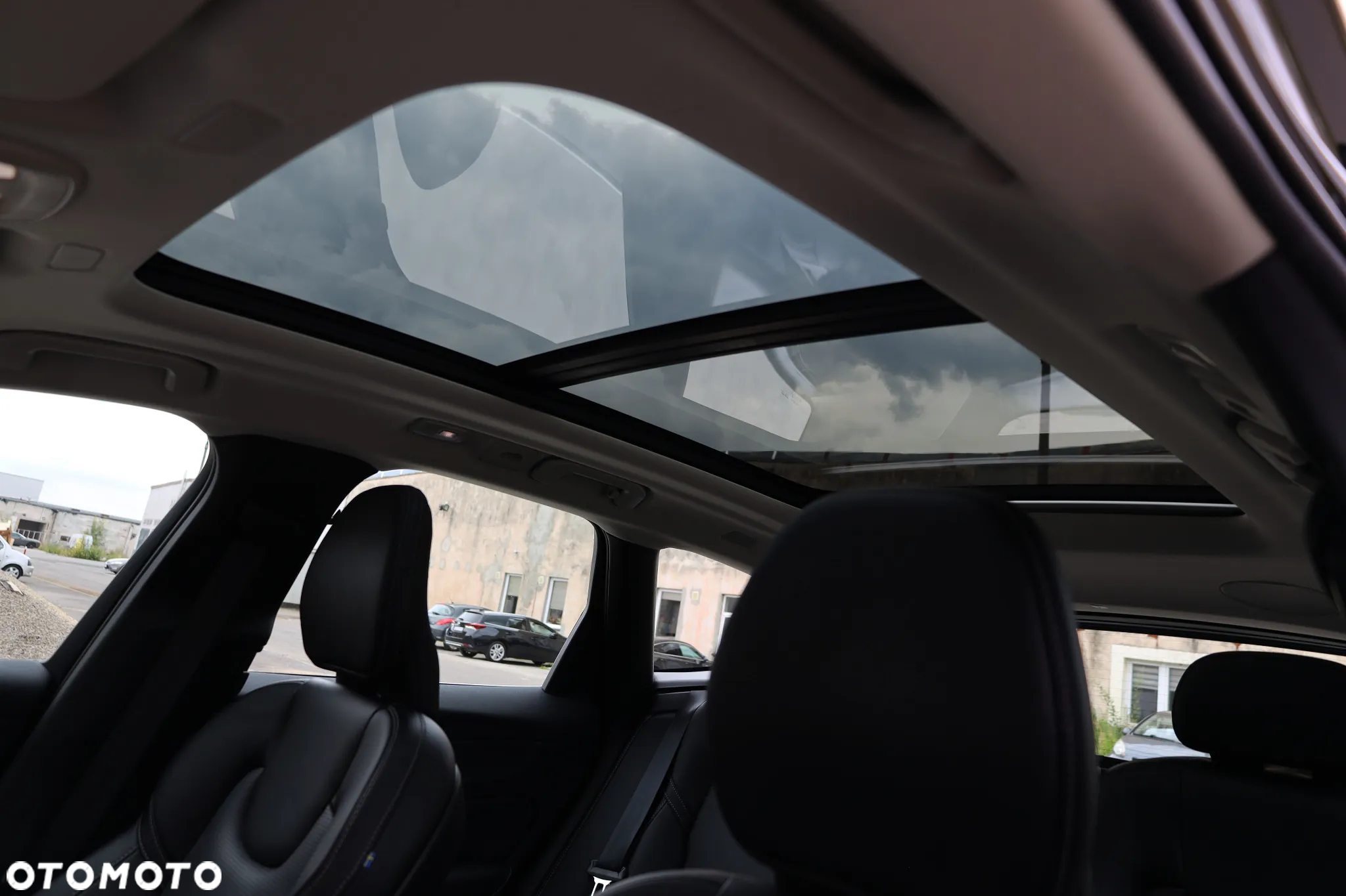 Volvo XC 60 T6 AWD Plug-In Hybrid Inscription - 18