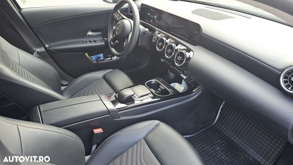 Mercedes-Benz A 250 - 12