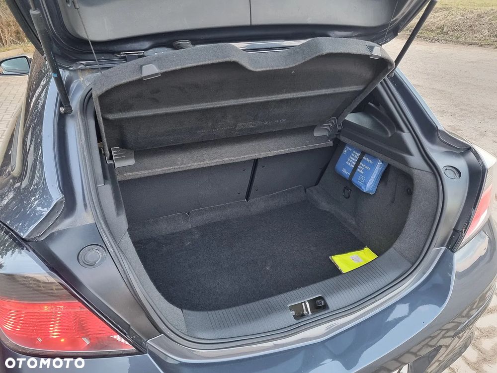 Opel Astra 1.6 Turbo Sport - 15