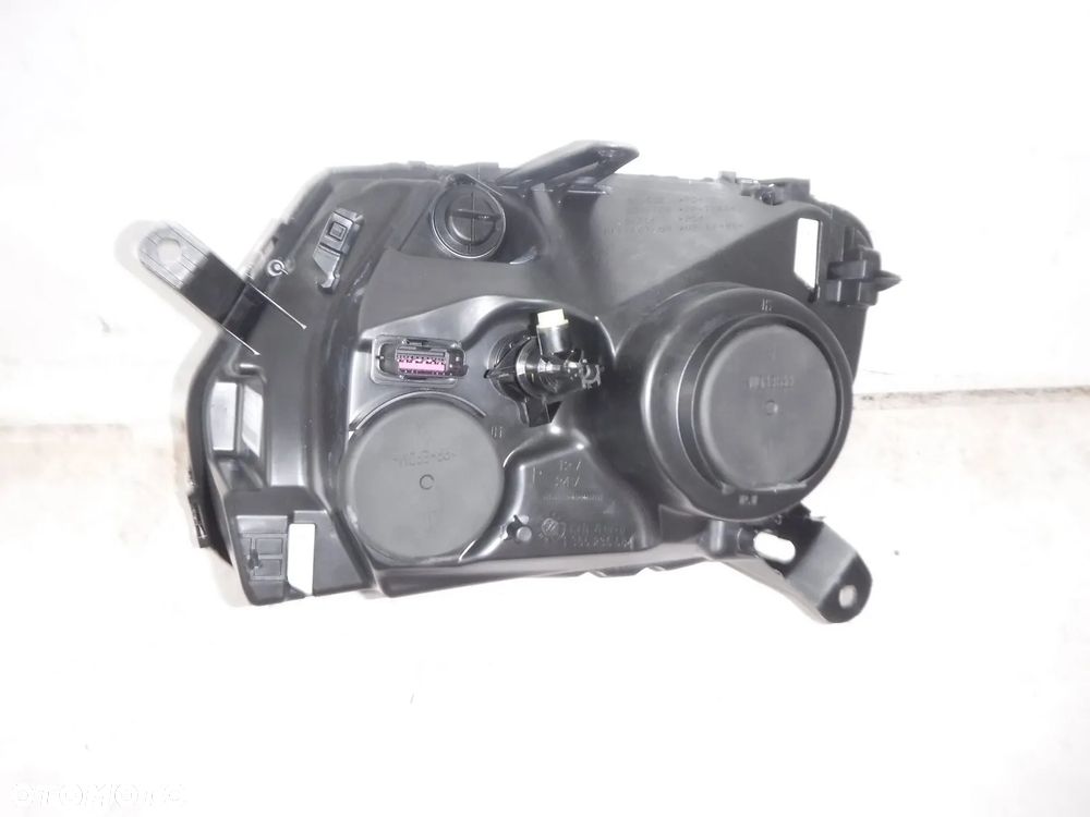 dacia duster 1 lampa przód prawa nowa oryginał przednia - 3