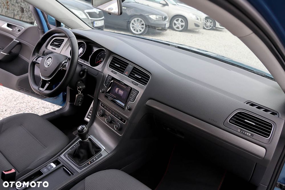 Volkswagen Golf 1.2 TSI BlueMotion Technology Cup - 22