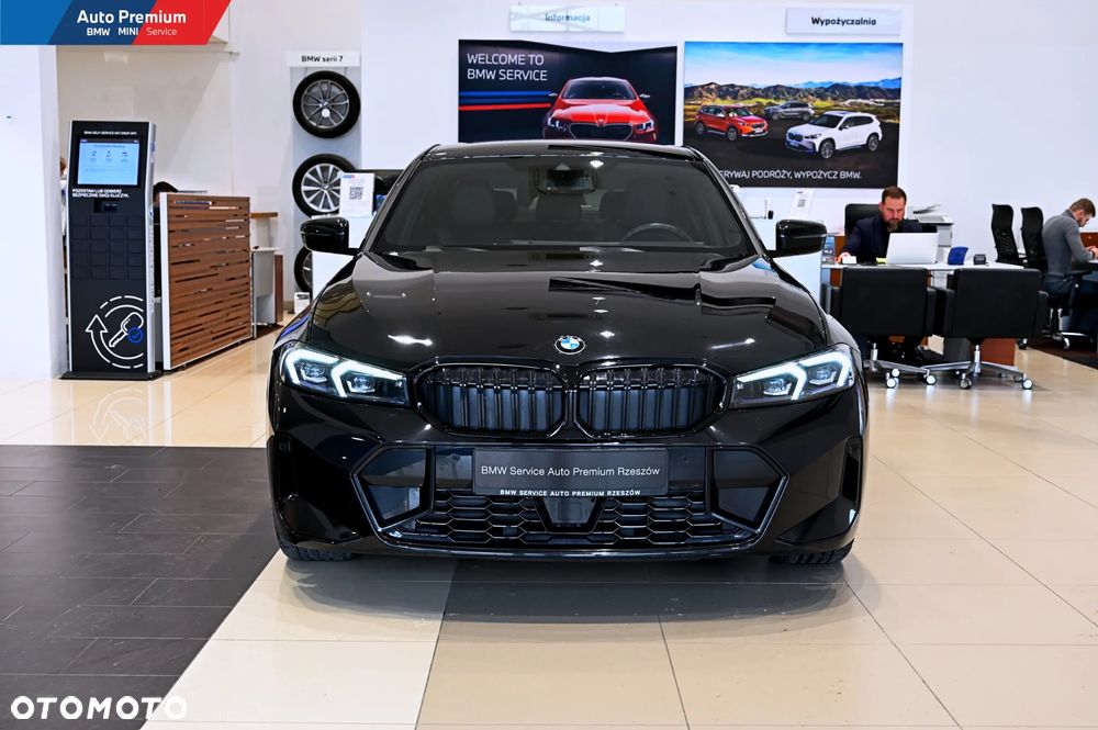 BMW Seria 3 330i xDrive M Sport - 3