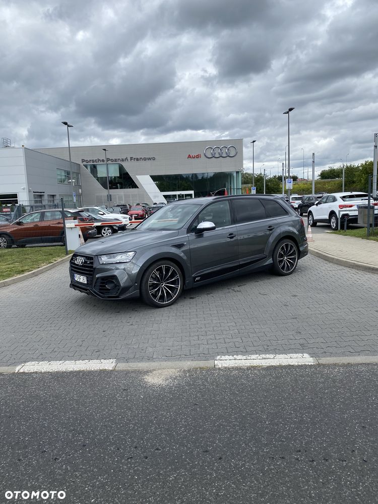 Audi SQ7 - 7