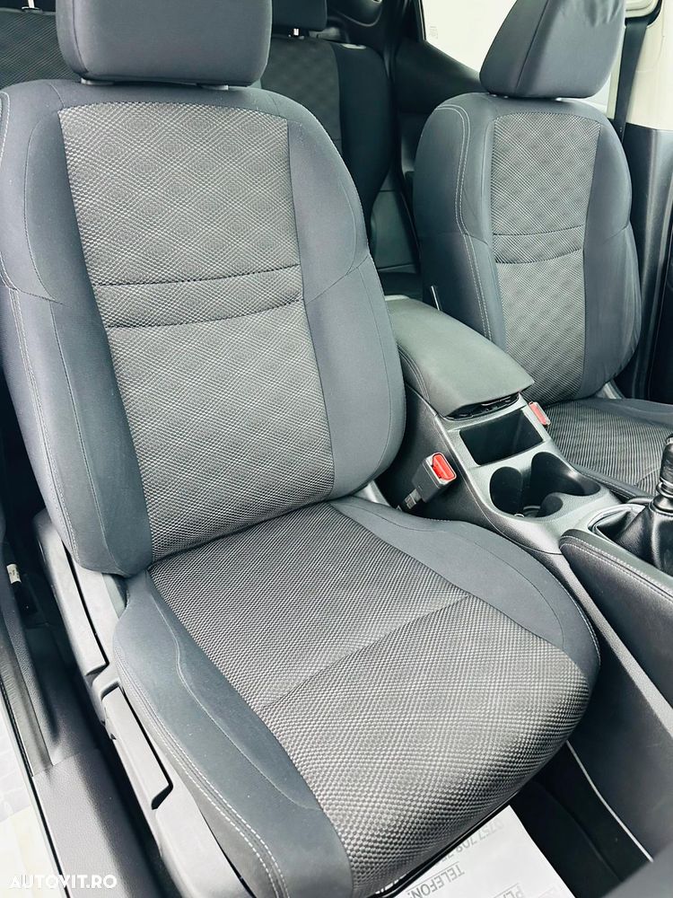 Nissan Qashqai 1.2 DIG-T TEKNA - 18