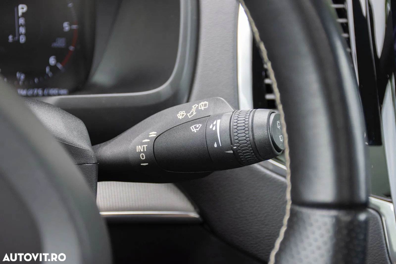Volvo XC 90 D5 AWD Geartronic RDesign - 27