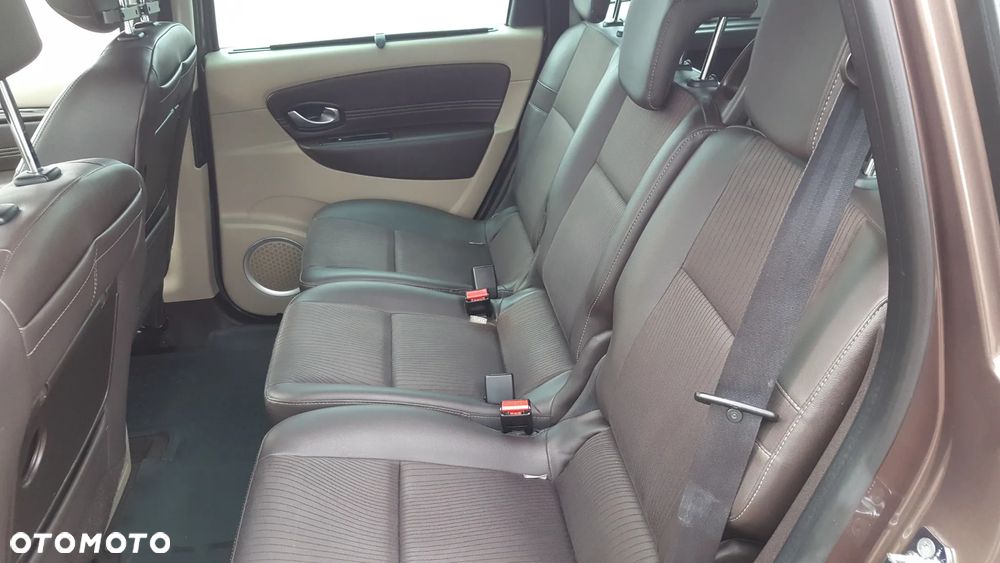 Renault Scenic 1.4 16V TCE Privilege - 22