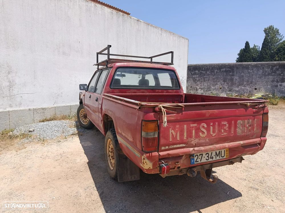 Mitsubishi L200 2.5 TD GLX CD - 21